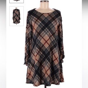 Cheeta B Mid Checkered Long Sleeve Dress